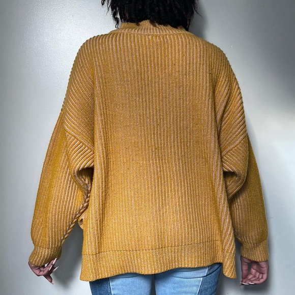 Top Shop Sweater - Picture 2 of 5